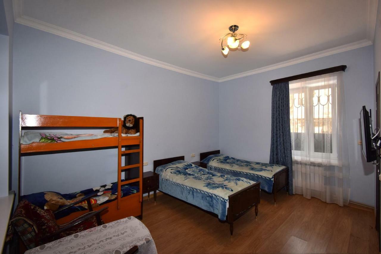 Guest House Arsan Tsaghkadzor Esterno foto